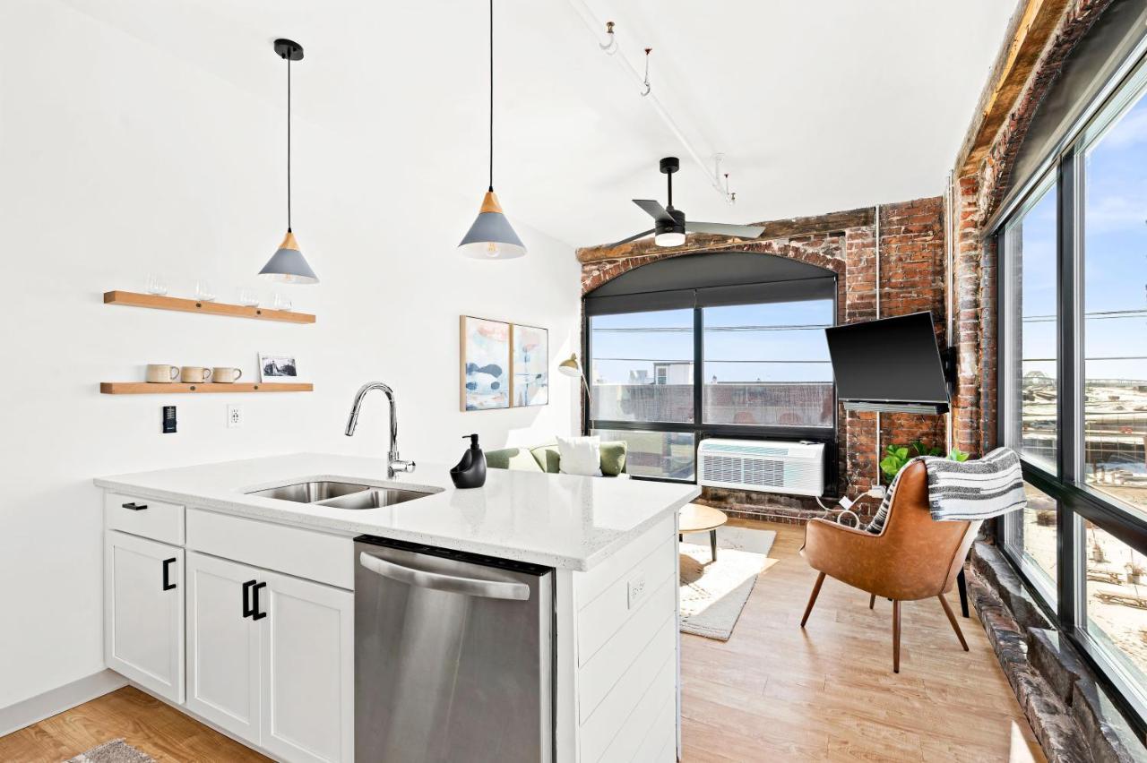 دولوث Enger Lofts Hotel المظهر الخارجي الصورة